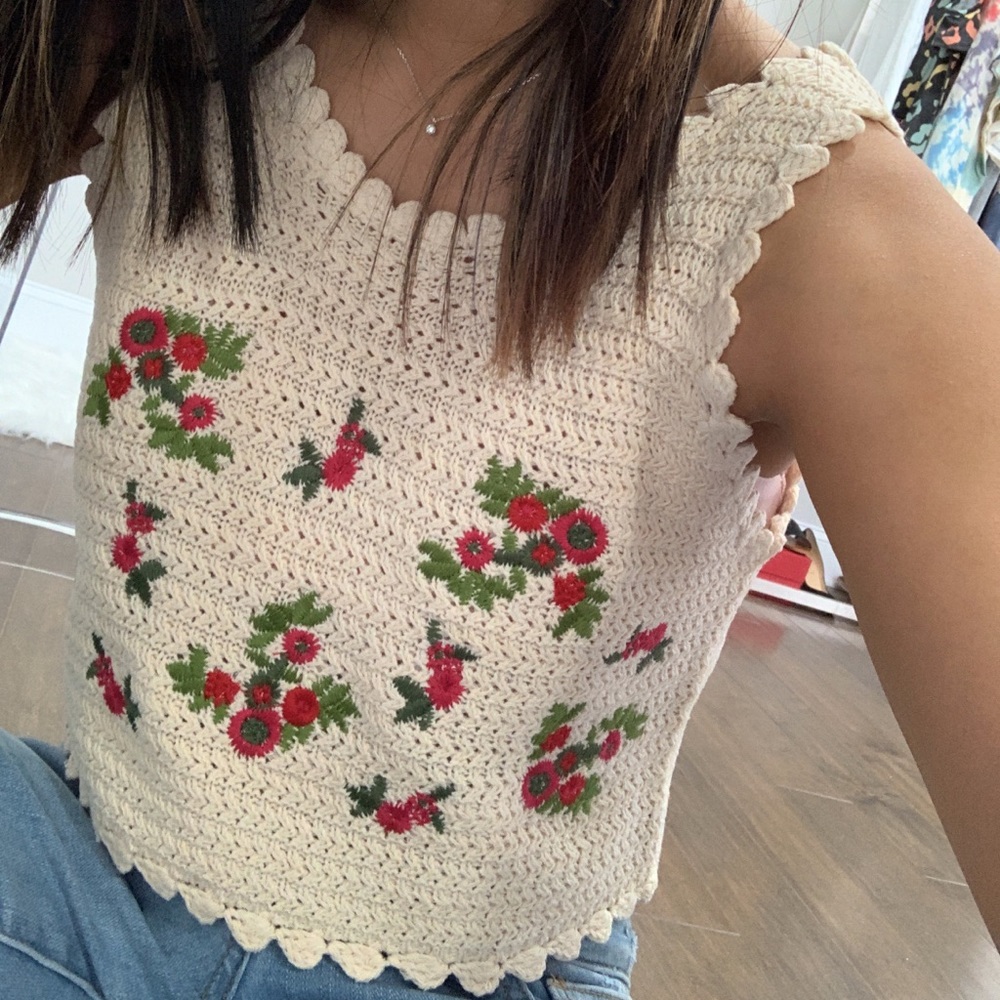 Floral Cropped Tank Sweater